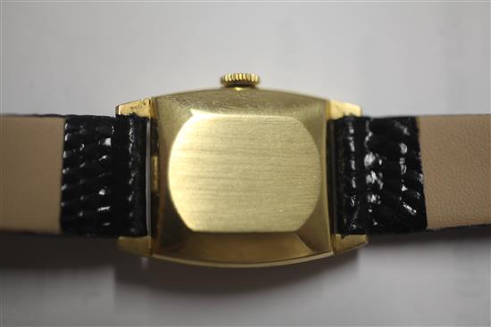A ladys 18ct gold International Watch Co manual wind wrist watch,